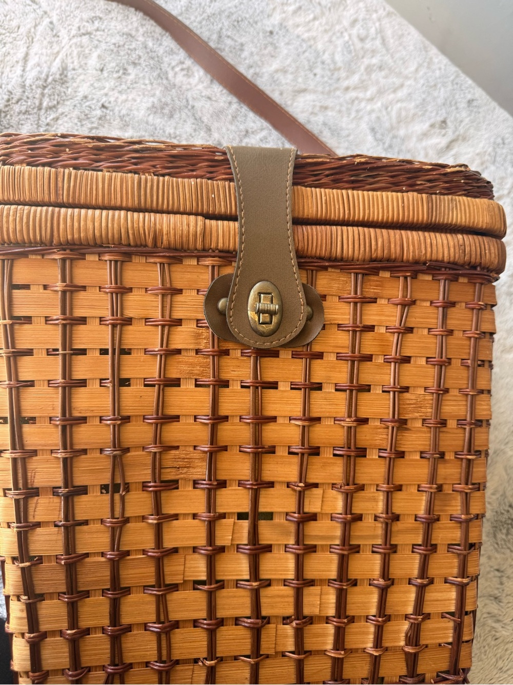 Picnic basket - Picture 2 of 5